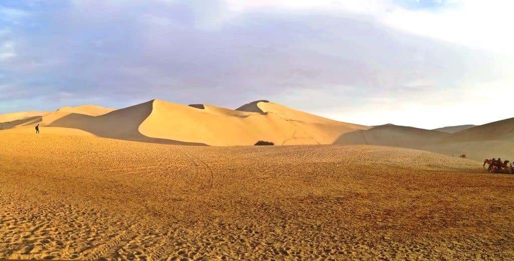 Mingsha Sand Mountain (鸣沙山) of the Gobi Desert